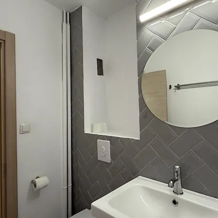 Apartment Langa Spitalul Bagdasar-parcare Inclusa *